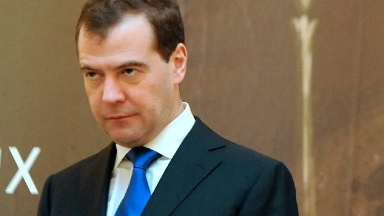 Medvedev ispalio: 'Ovi nas moroni aktivno guraju prema trećem svjetskom ratu! Ti ljudi su legitimne mete!'