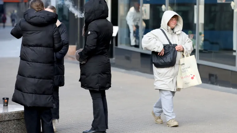 Hladno vrijeme se nastavlja i danas. Temperature će ići u minus, a moguća kiša i naoblaka