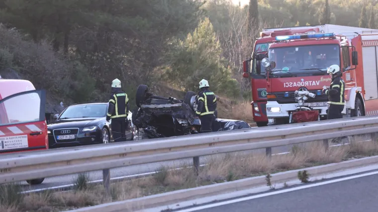 Užas na Badnjak! Poginulo dijete (8), majka i još dvoje djece u KBC-u Split. Policija traži svjedoke