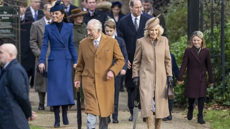 Dok su britanski royalsi skupa slavili Božić, princ Harry je slavio s punicom i njezinim prijateljima