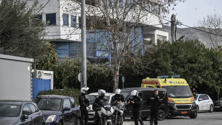 Nazvao policiju u ranu zoru: 'Dođite. Ubio sam ga'. Motornom pilom ocu odrubio glavu