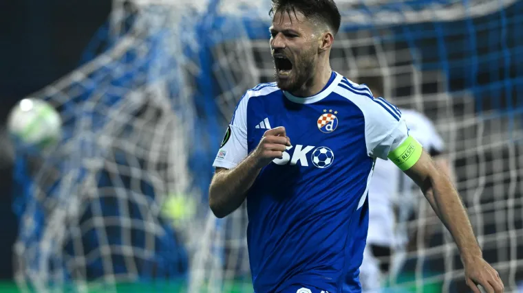 Petković s dva gola odveo Dinamo do velike pobjede protiv PAOK-a na Maksimiru