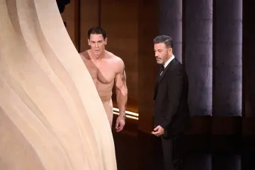 Zašto je John Cena bio gol na dodjeli Oscara? Teorija je da to ima veze s iluminatima