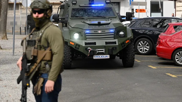 Opsadno stanje u centru Zagreba: Blindiranim vozilom dovezli kraljeve narkokartela