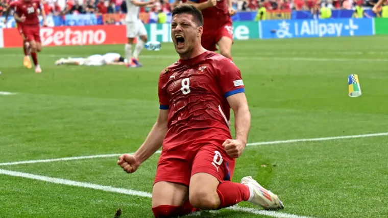 Srpski mediji u transu: 'Jović brži od zviždaljke! Još smo živi'