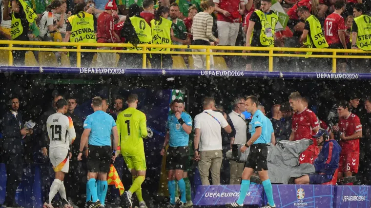 Tuča veličine ping pong loptica: Nevrijeme prekinulo drugu utakmicu nokaut faze