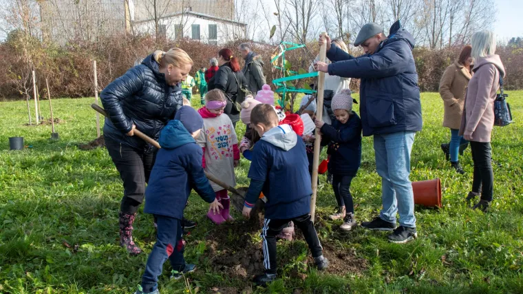 Sisak gradi 400 novih mjesta u vrtićima i oslobađa roditelje plaćanja