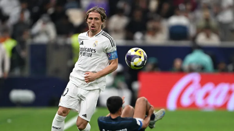 Modrić nije mogao vjerovati kakav su mu dres dali: Komična situacija nasmijala navijače