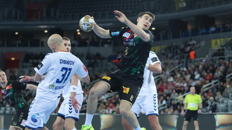 U prijateljskoj utakmici teško se ozlijedio najbolji strijelac Bundeslige: Izvan pogona i do kraja godine?