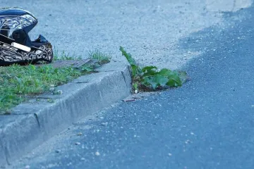 U teškoj prometnoj nesreći u Virovitici smrtno stradao motociklist