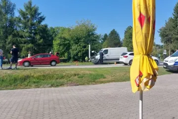 Sudar automobila i kombi vozila: Putnica i dijete ozlijeđeni u nesreći