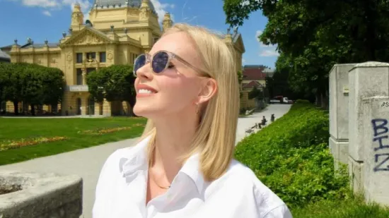 Ove sandale Jelene Rozge čine da obične traperice izgledaju ženstveno i stylish