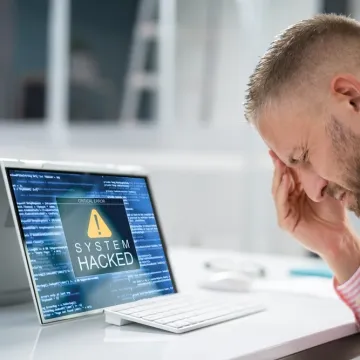 Prevaranti bez problema dolaze do tuđeg novca: Ovo je 30 najčešćih online prevara