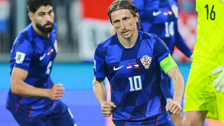 Španjolski mediji oduševljeni Modrićem pa opleli po Realu: 'On ga ne može zamijeniti...'