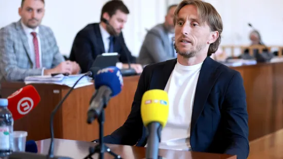 Jučer heroj nacije, danas svjedok. Koliko Modrić iz sudnice kvari sliku sjajne zvijezde kojoj se divi svijet?