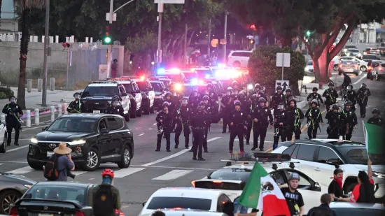 Trump šalje vojsku, Los Angeles uveo policijski sat: 'Zaustavljamo kaos i pljačku'