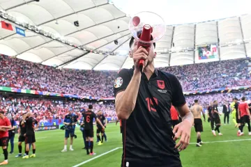 Albanac koji mrzi Srbe i javno ih vrijeđa potpisuje za bratski klub Crvene zvezde?