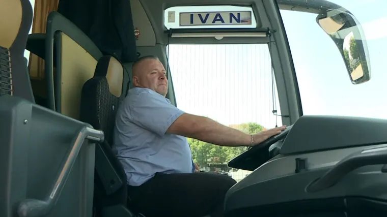 Velika ljudskost i nesebičnost na djelu: Kako je vozač busa torbu punu novaca pronašao i vratio vlasniku?