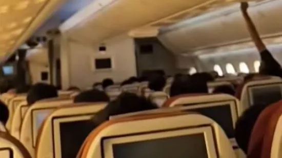 Putnik objavio video iz aviona smrti: 'Pogledajte, ništa ne radi kao i obično. Čak ni svjetlo'