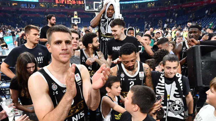 Partizan u ludoj atmosferi osvojio ABA ligu i osamio se na vrhu vječne liste