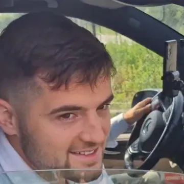 Baturina sletio u Italiju i iz automobila dao prvu izjavu talijanskim novinarima