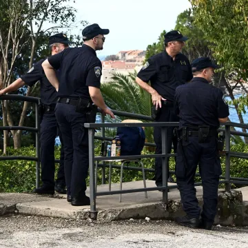 Mladić pokušao ubiti ženu kod plaže u Dubrovniku? Šire se dvije verzije strašne priče