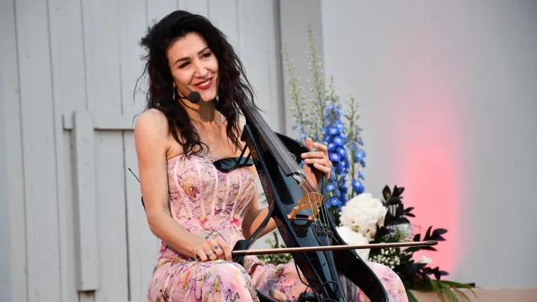 Ana Rucner se novom objavom obračunala s hejterima: 'Za sve one koji govore da sam obješena'