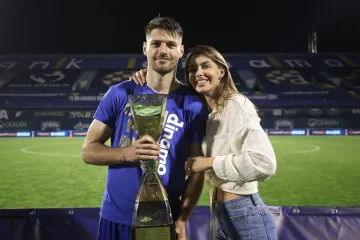 Nakon što je Bruno Petković napustio Dinamo, oglasila se njegova supruga Iva Šarić