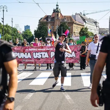 Najšareniju povorku čuvaju jake policijske snage: 'Nećemo ušutjeti, naša borba i dalje traje'