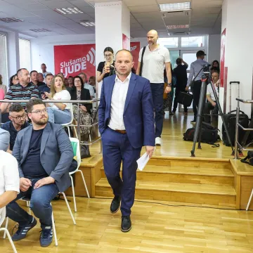 Stranka se trese iz temelja, gužva i drama u središnjici: Zaključak - SDP će se mijenjati