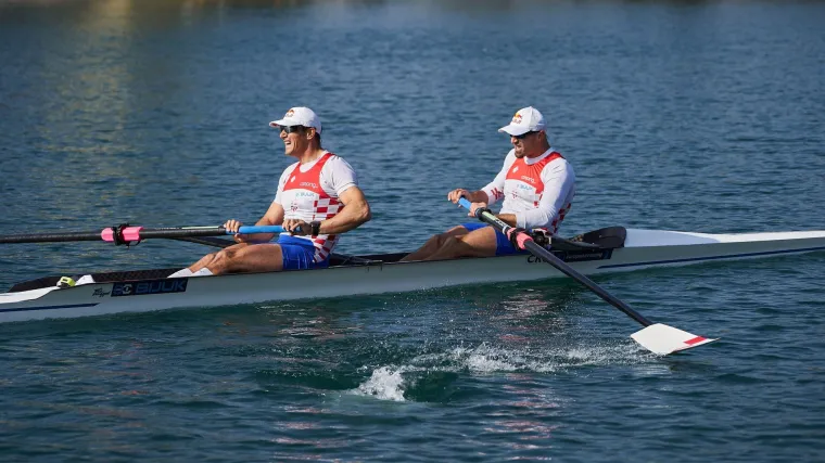 Braća Sinković osvojili medalju na Svjetskome kupu: Lončarićima izbjeglo postolje za dlaku