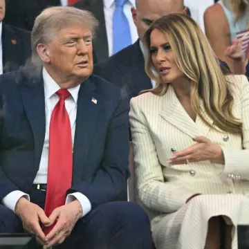 Čitačica s usana otkrila bizaran razgovor Donalda i Melanije Trump: 'Nisi to napravio!'