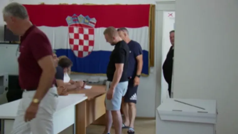 Načelnik Baške Vode dva puta uzaludno proglasio pobjedu: Održani i treći izbori