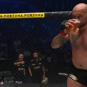 Najdugovječniji prvak ikad u MMA briljirao nakon 12. uzastopne obrane pojasa prvaka