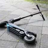 Troje maloljetnika stradalo u padu s električnog romobila u Bjelovaru: Hitno prevezeni u bolnicu