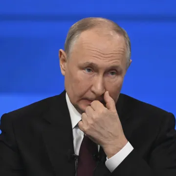Putinu trebaju naočale? Pogledajte raspravu s liječnikom koji ga želi poslati na 'tehnički pregled'