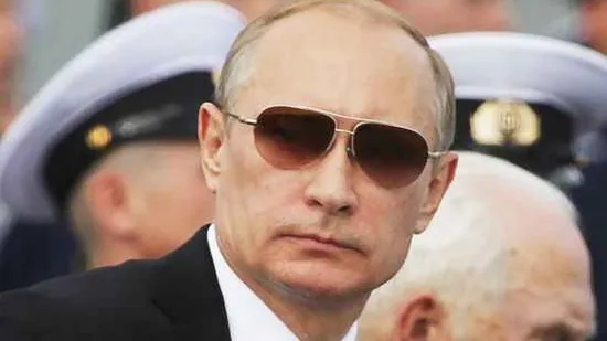 Putinu trebaju naočale? Pogledajte raspravu s liječnikom koji ga želi poslati na 'tehnički pregled'