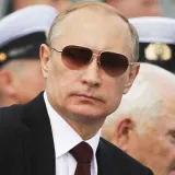 Putinu trebaju naočale? Pogledajte raspravu s liječnikom koji ga želi poslati na 'tehnički pregled'