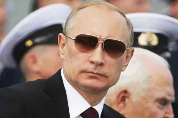 Putinu trebaju naočale? Pogledajte raspravu s liječnikom koji ga želi poslati na 'tehnički pregled'