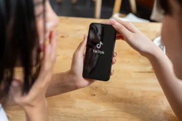 Na tisuće tiktokera reklamira lijekove za mršavljenje: 'To je nezakonito i opasno'