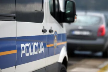 Muškarac upucan na parkiralištu šoping centra u Šibeniku!