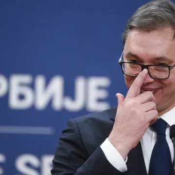 Najbrži čovjek u povijesti je u Srbiji i u jeku žestokih prosvjeda sastat će se s Vučićem, evo što stoji iza svega