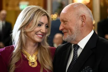 U madosti bio fatalni zavodnik, smirio se s doktoricom znanosti: Bivši premijer danas puni 76 godina