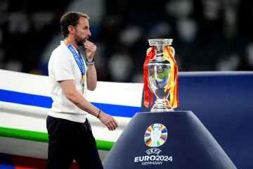 Bomba iz Poljske, za posao za koji konkurira i Nenad Bjelica, prijavio se bivši engleski izbornik
