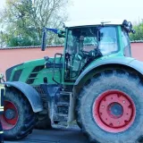 Strašna nesreća na selu: Otac traktorom pregazio kćer (1), umrla je na licu mjesta