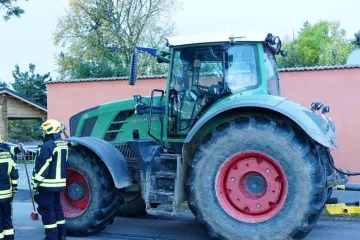 Strašna nesreća na selu: Otac traktorom pregazio kćer (1), umrla je na licu mjesta