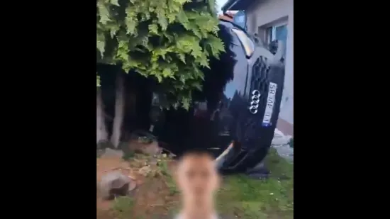 Poljski Lamine Yamal pijan vozio bez vozačke i završio u susjedovu dvorištu