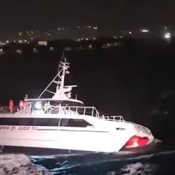 Dramatična ispovijest s katamarana koji je tonuo: 'Nestalo je struje, svjetla, bilo je dima...'