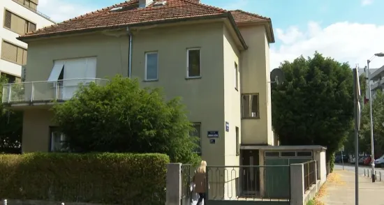 Država vam nudi stan bez sanitarnog čvora, ali s predsjednikom kao susjedom: Evo koliko košta ta prilika