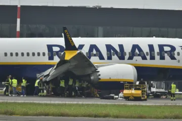 Avion Ryanaira zabio se u ogradu nakon slijetanja: Razbio krilo, strahovalo se od požara